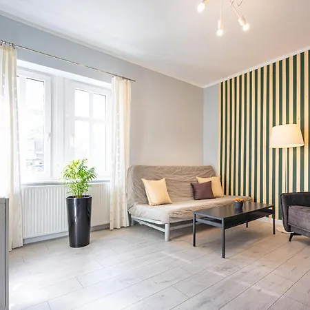 アパート Na Deptaku Z Klimatyzacja, Myweek *