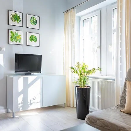 Na Deptaku Z Klimatyzacja, Myweek Apartamento *