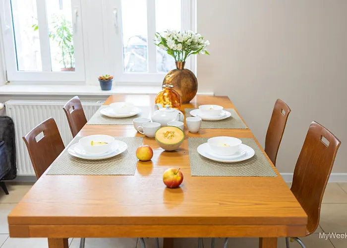 Na Deptaku Z Klimatyzacja, Myweek *