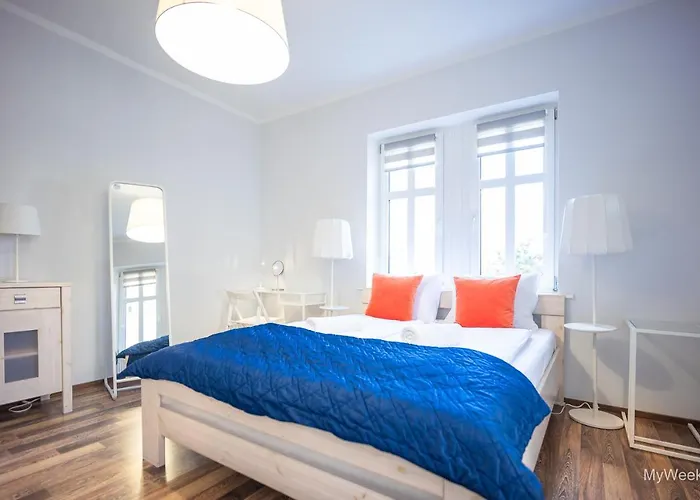 Na Deptaku Z Klimatyzacja, Myweek *